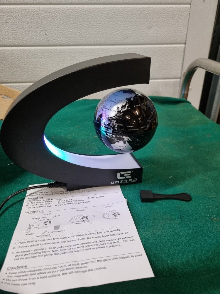 zwevende wereldbol magnetisch, Ophalen of Verzenden, 'T Olde Gre-j, Info@toldegrej.nl, Endepoelstraat 20f Didam