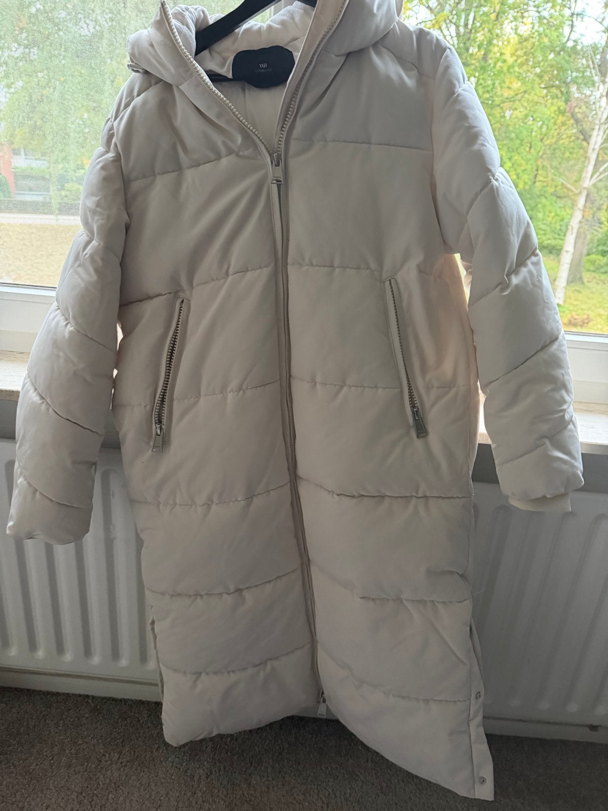 With Black Nieuwe witte gewatteerde lange jas met capuchon M, Ophalen of Verzenden, Nieuw, Maat 38/40 (M), Wit