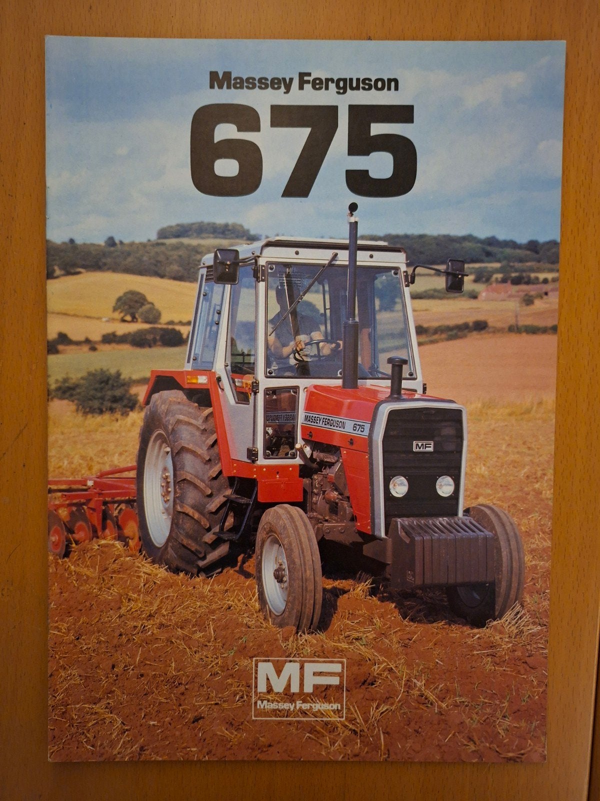 Folder Massey Ferguson MF 675 Nederlandstalig, Ophalen of Verzenden, Gelezen, Tractor en Landbouw