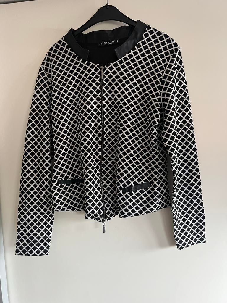 Mooie jasje, Zwart, Maat 46/48 (XL) of groter, Nieuw, Ophalen of Verzenden