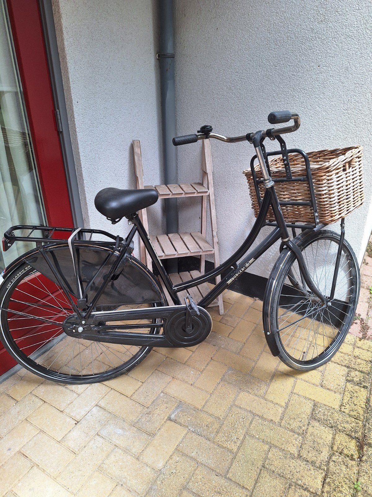 Burgers Oma/ bakkersfiets met rieten mand., Ophalen
