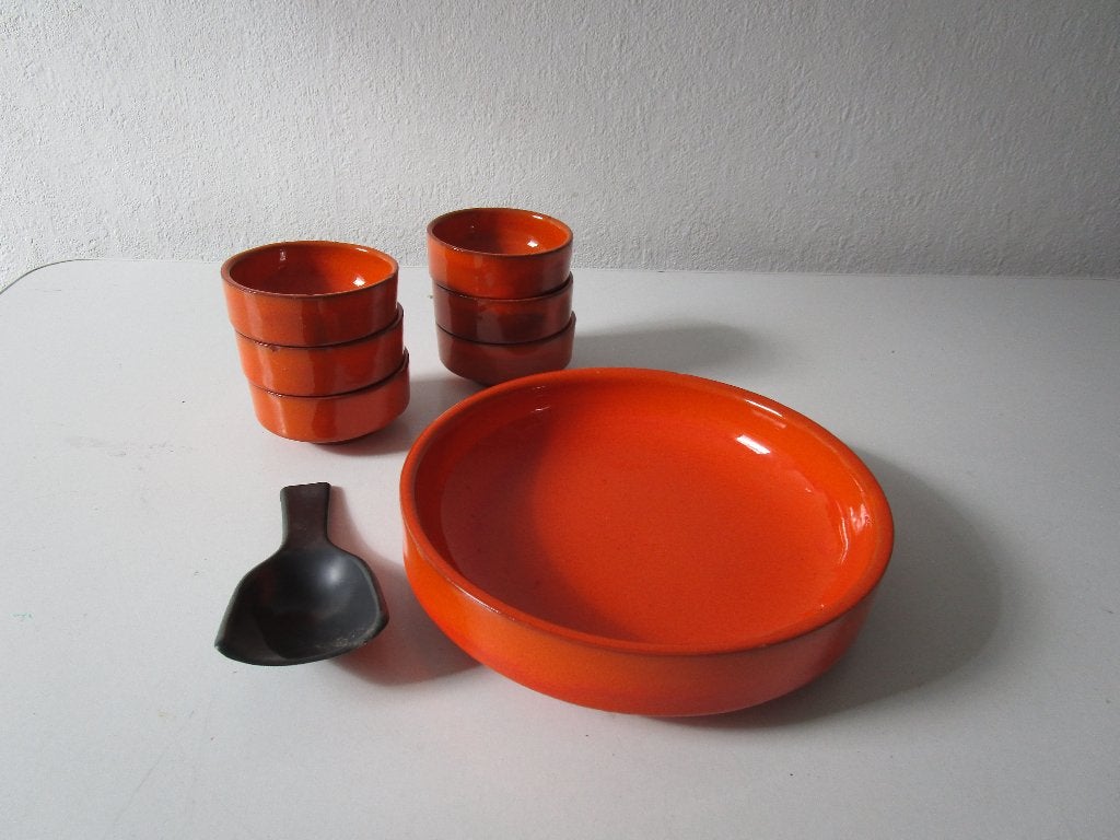 Oranje pindastelletje, schaal +  6 kleine schaaltjes Vintage, Ophalen of Verzenden, Steen/keramiek, Oranje, Overige typen