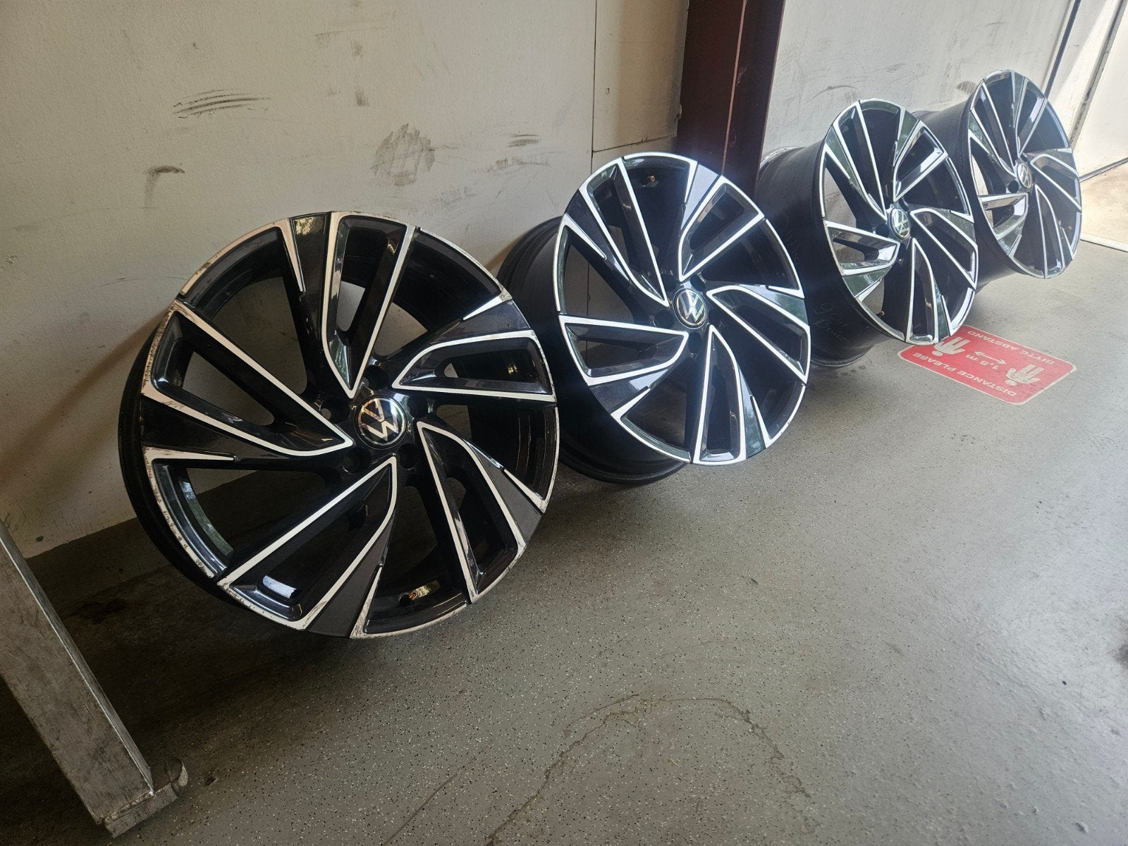 Vw golf gti adelaide velgen 5x112 19 inch, Auto-onderdelen, Banden en Velgen, Gebruikt, Banden en Velgen, Winterbanden, 235 mm