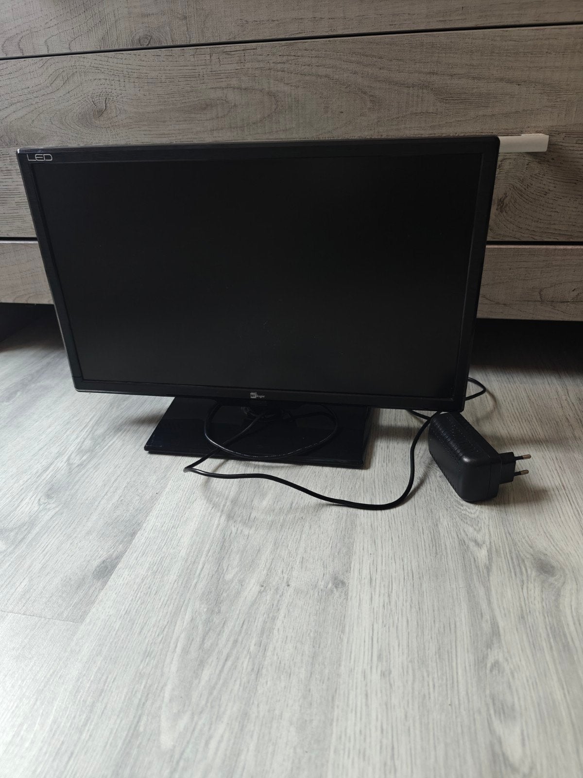 48 cm HD LED TV met ingebouwde DVD speler, LED, 50 Hz, Zo goed als nieuw, 40 tot 60 cm
