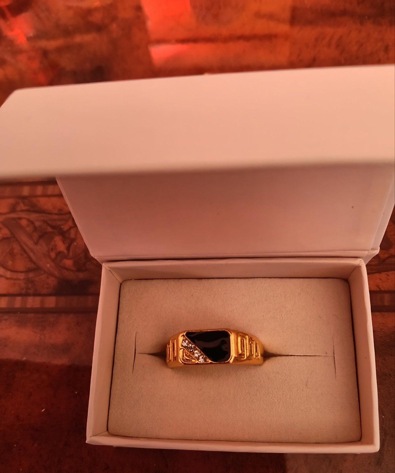 Heren ring maat 12 met 4 zirkonia steentjes, ring is nieuw., 20 of groter, IJzer of Staal, Zwart, Heer