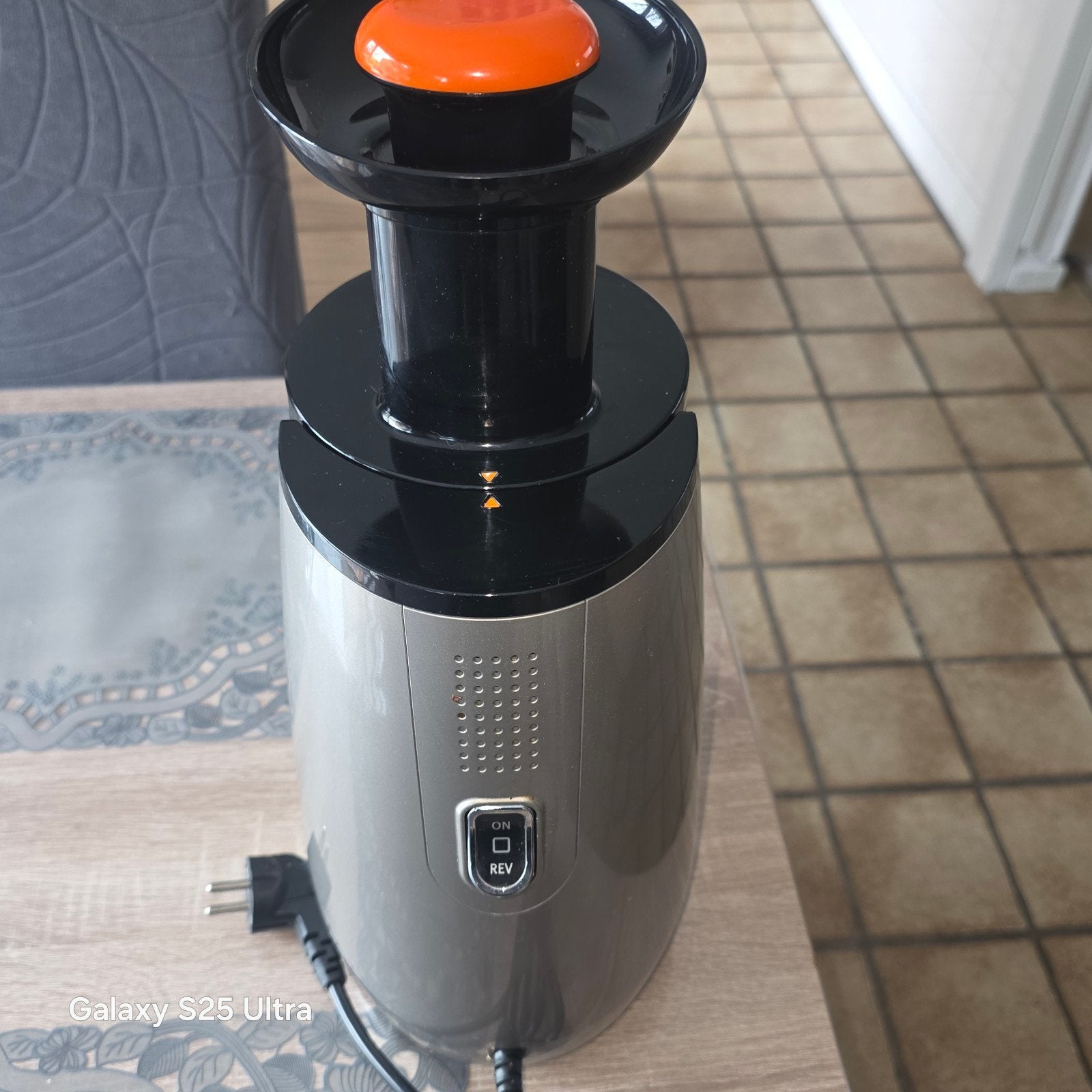 Deze versapers slowjuicer is ideaal voor het maken van verse, Ophalen of Verzenden, Slowjuicer