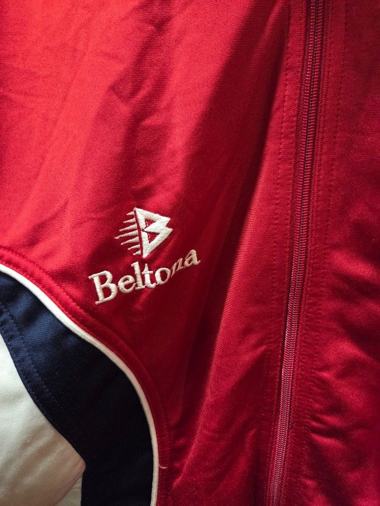 trainingsjas beltona jaren 90 maat 8 en 9, Ophalen of Verzenden, 'T Olde Gre-j, Info@toldegrej.nl, Endepoelstraat 20f Didam