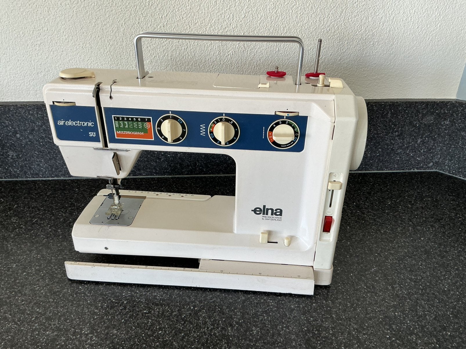 Elna Air electronic, Hobby en Vrije tijd, Naaimachines en Toebehoren, Ophalen, Gebruikt, Naaimachine, Overige merken
