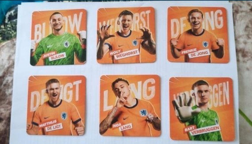 6 oranje spelerskaarten/onderzetters AH aktie, Ophalen of Verzenden, Nieuw, Overige binnenlandse clubs, Spelerskaart