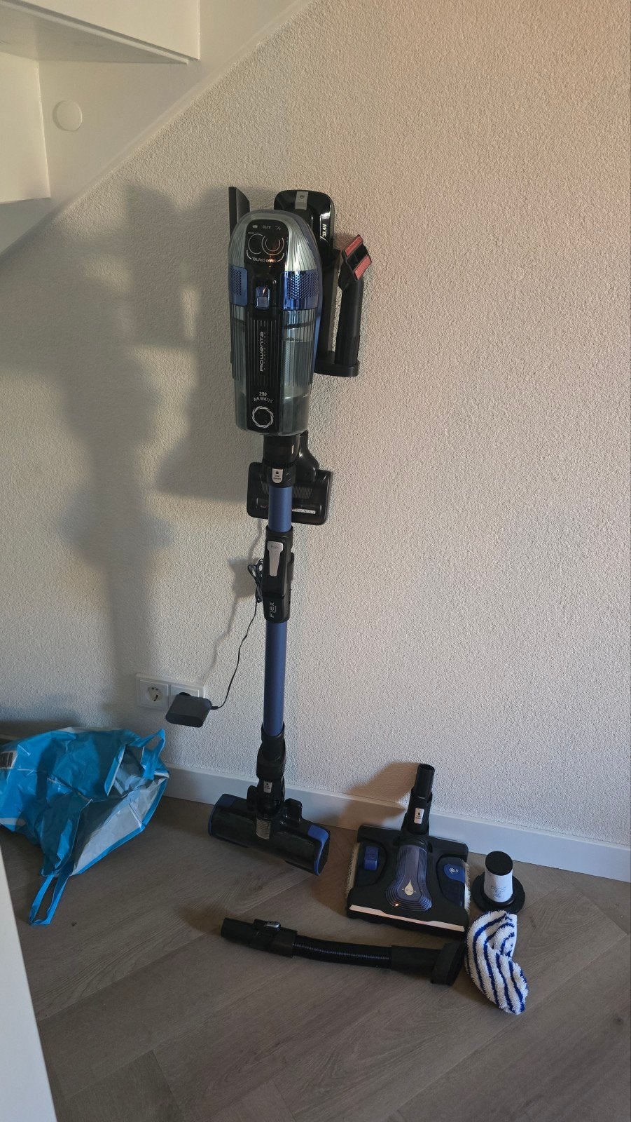 Rowenta X-Force Flex Aqua 14.60 met dweilkop. Z.G.A.N., Rowenta, Ophalen of Verzenden, Zo goed als nieuw, Dweilfunctie