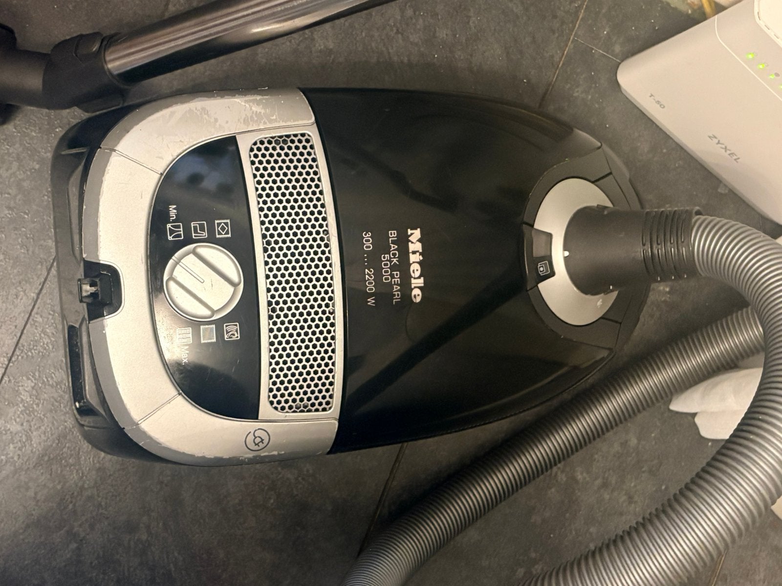 Miele Black Pearl 5000 sledestofzuiger 2200W, Witgoed en Apparatuur, Stofzuigers, Ophalen of Verzenden, Zo goed als nieuw, 2000 watt of meer