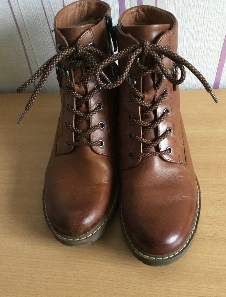 Cognackleurige Hush Puppies, maat 39, Overige kleuren, Lage of Enkellaarzen, Ophalen of Verzenden, Zo goed als nieuw