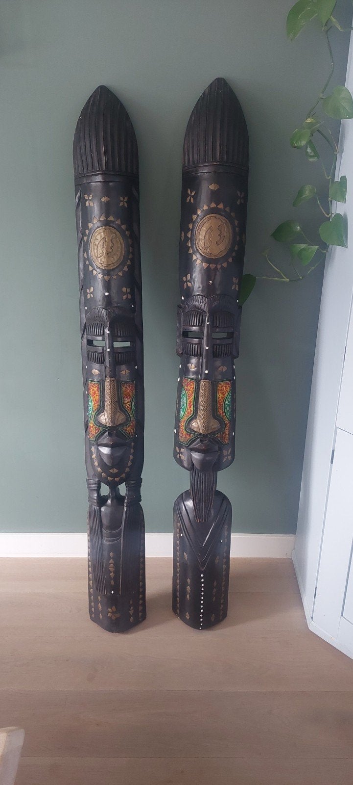 Handgemaakte Afrikaanse beelden uit Ghana, Afrika, Handgemaakt, Meerkleurig, 155 cm