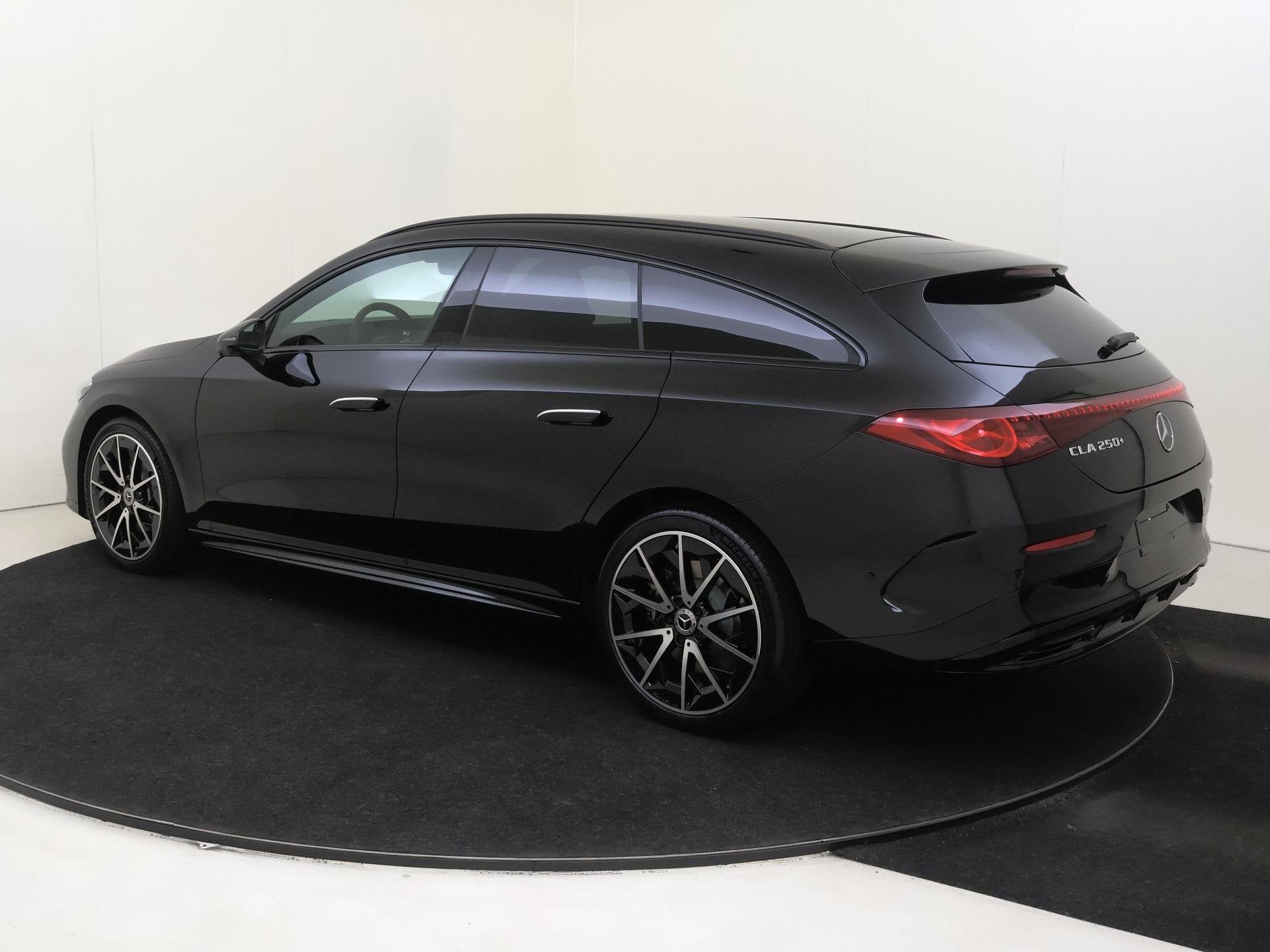 Mercedes-Benz CLA-klasse Shooting Brake 250+ Business Soluti, Auto's, Automaat, Achterwielaandrijving, 85 kWh, Nieuw