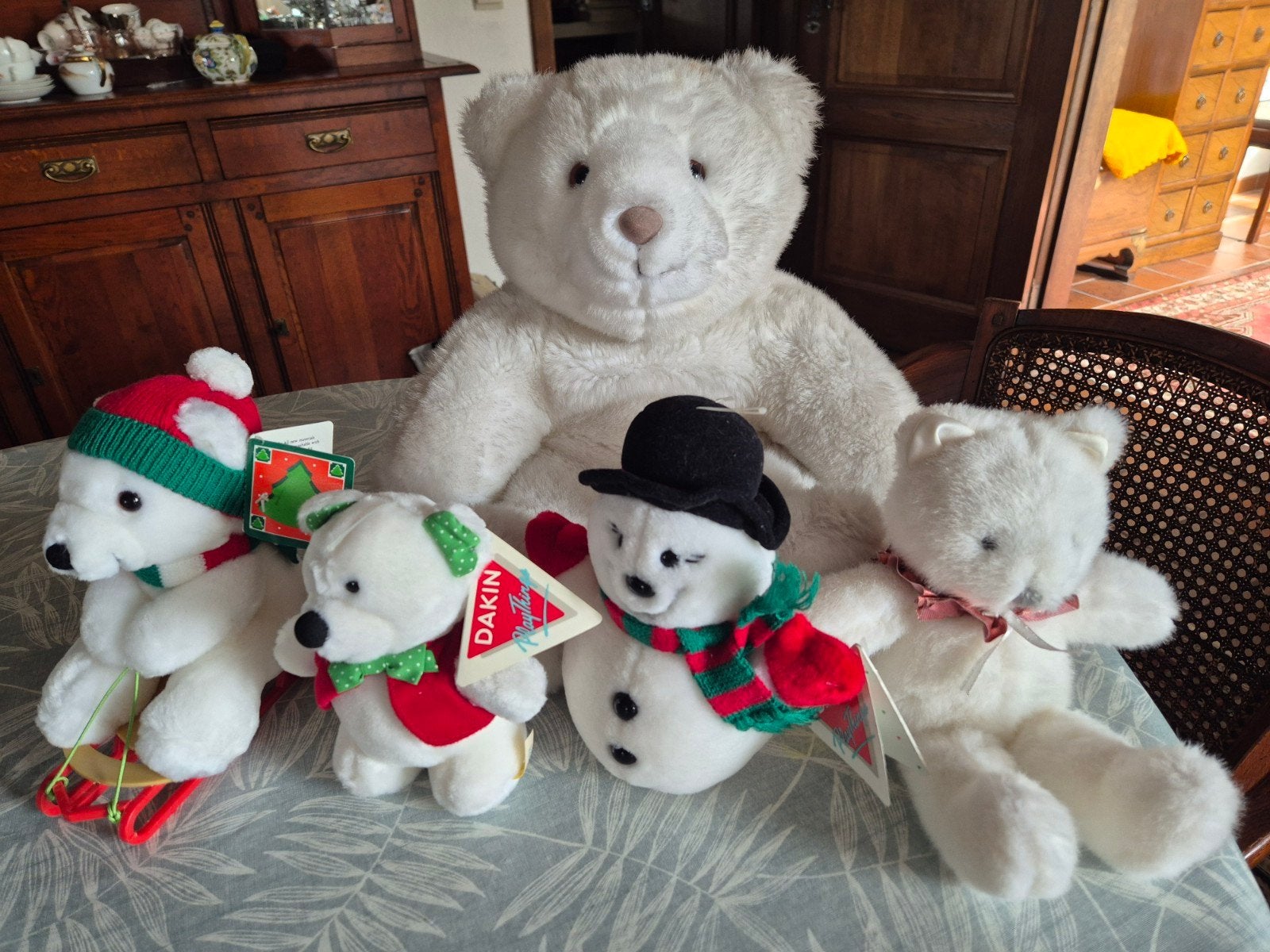 Set van 5 Dakin Kerst Knuffels: IJsberen en Sneeuwpop, Kinderen en Baby's, Overige merken, Beer, Ophalen of Verzenden, Klein (minder dan 20 cm)