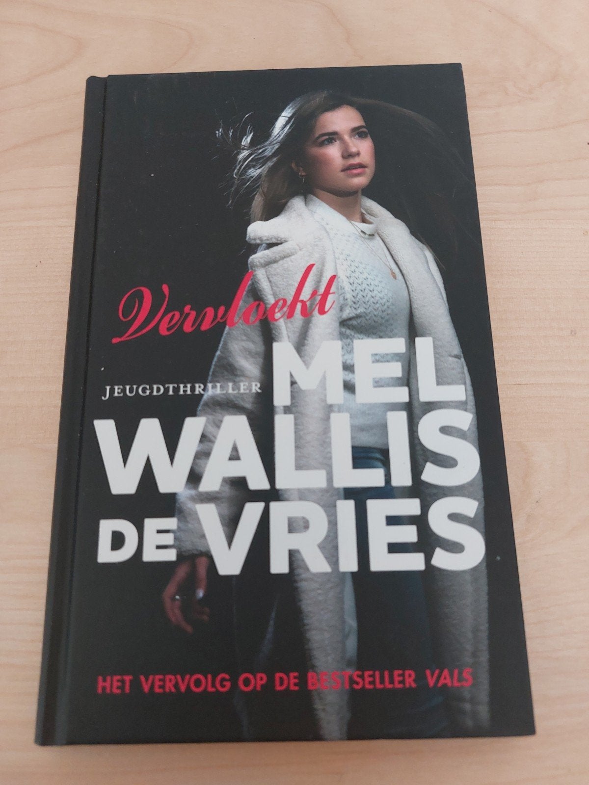 Mel Wallis de Vries - Vervloekt, Boeken, Ophalen of Verzenden, Zo goed als nieuw, Mel Wallis de Vries