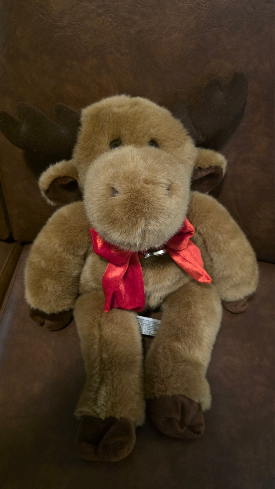Schattige eland knuffel met rode strik, Overige merken, Overige karakters, Overige typen, Ophalen of Verzenden