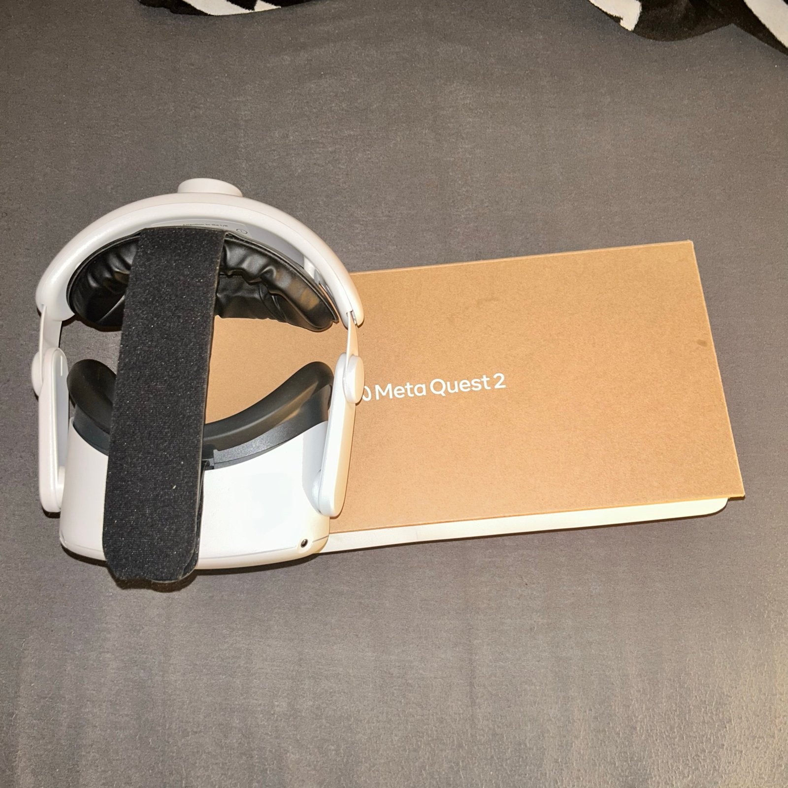 Meta Quest 2 VR-bril - Zo goed als nieuw, Ophalen of Verzenden, Zo goed als nieuw, VR-bril, Overige platformen