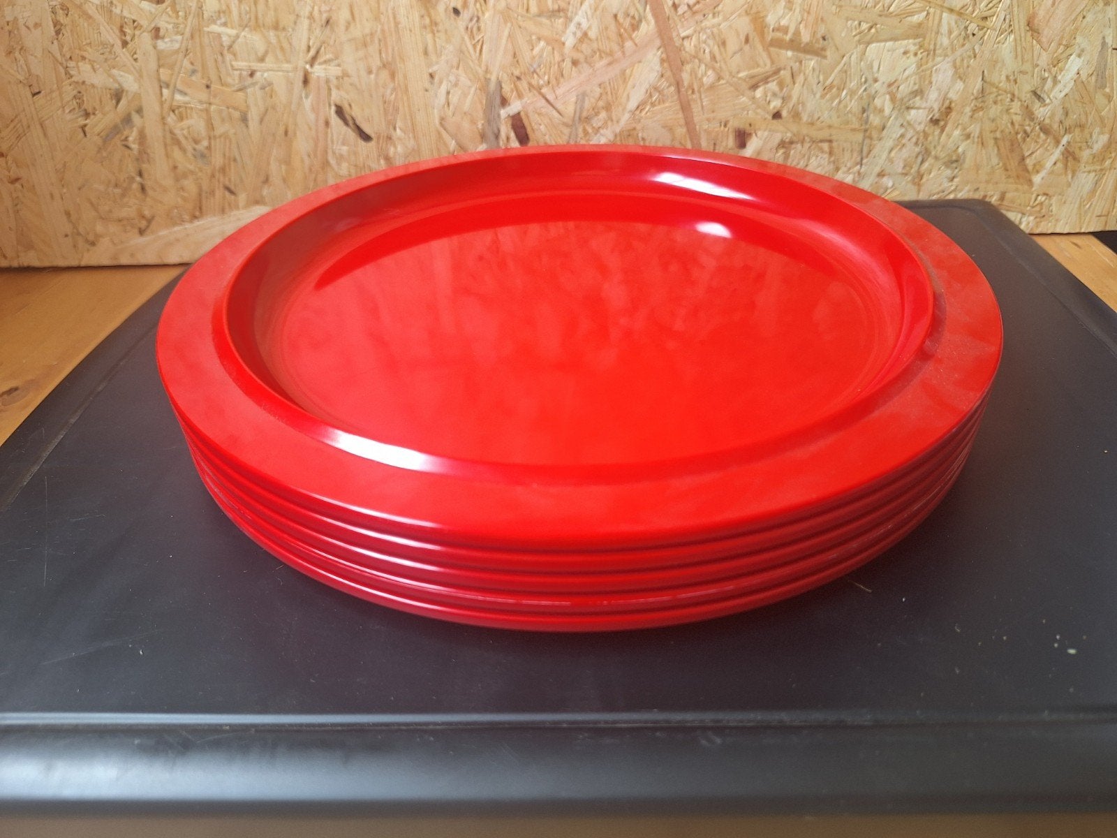 5 rode Rosti Mepal melamine borden, design Koen de Winter, Overige materialen, Gebruikt, Ophalen of Verzenden, Bord(en)