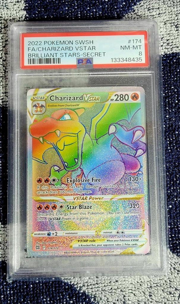 PSA 8 Charizard VSTAR Rainbow Secret Rare 174/172, Hobby en Vrije tijd, Verzamelkaartspellen | Pokémon, Ophalen of Verzenden, Zo goed als nieuw