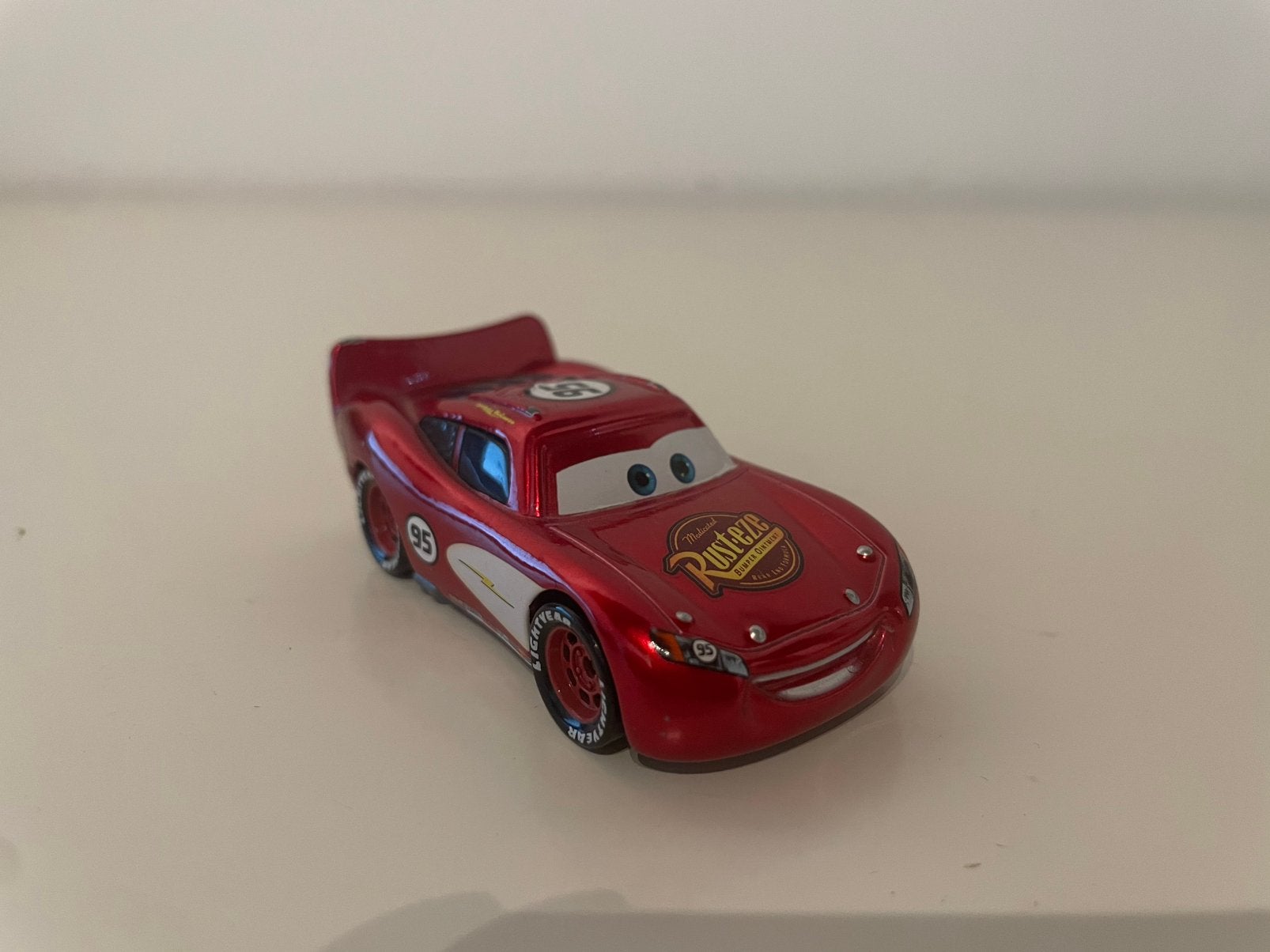 Disney Cars - Radiator Springs Lightning McQueen, Ophalen of Verzenden, Gebruikt