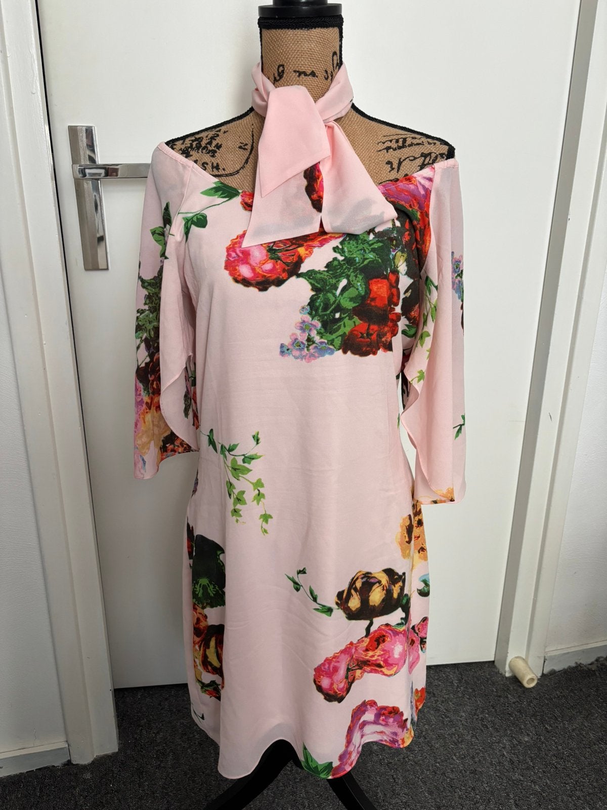 K-design jurk M, Kleding | Dames, Maat 38/40 (M), Ophalen of Verzenden, Zo goed als nieuw, Roze