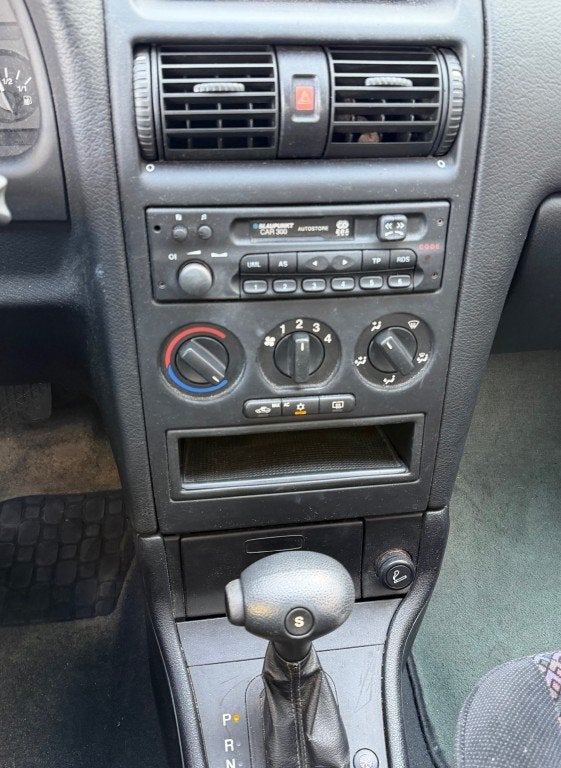 Opel ASTRA 1.6 Pearl AUTOMAAT 3DRS RIJDT GOED NAP APK 7-2027, Auto's, 1063 kg, Gebruikt, 4 cilinders, 49 €/maand