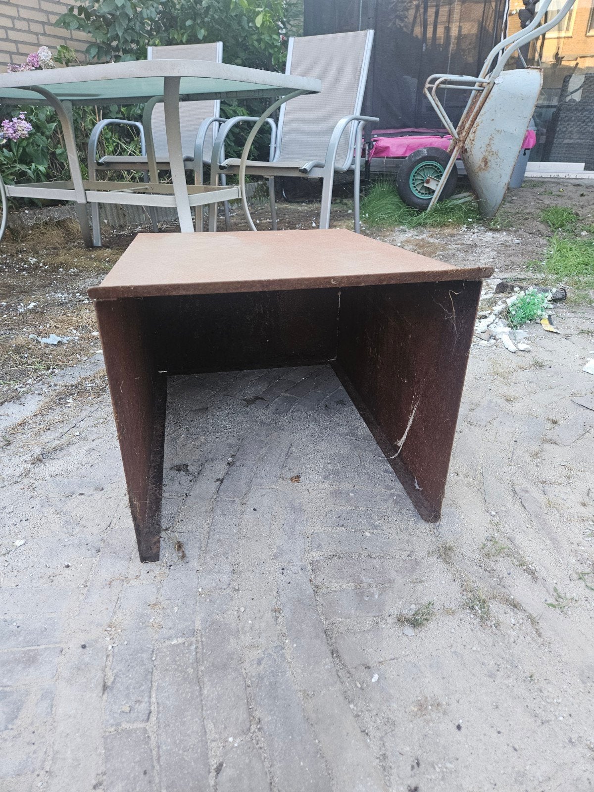 Garage voor robotmaaier, Ophalen, Minder dan 20 cm