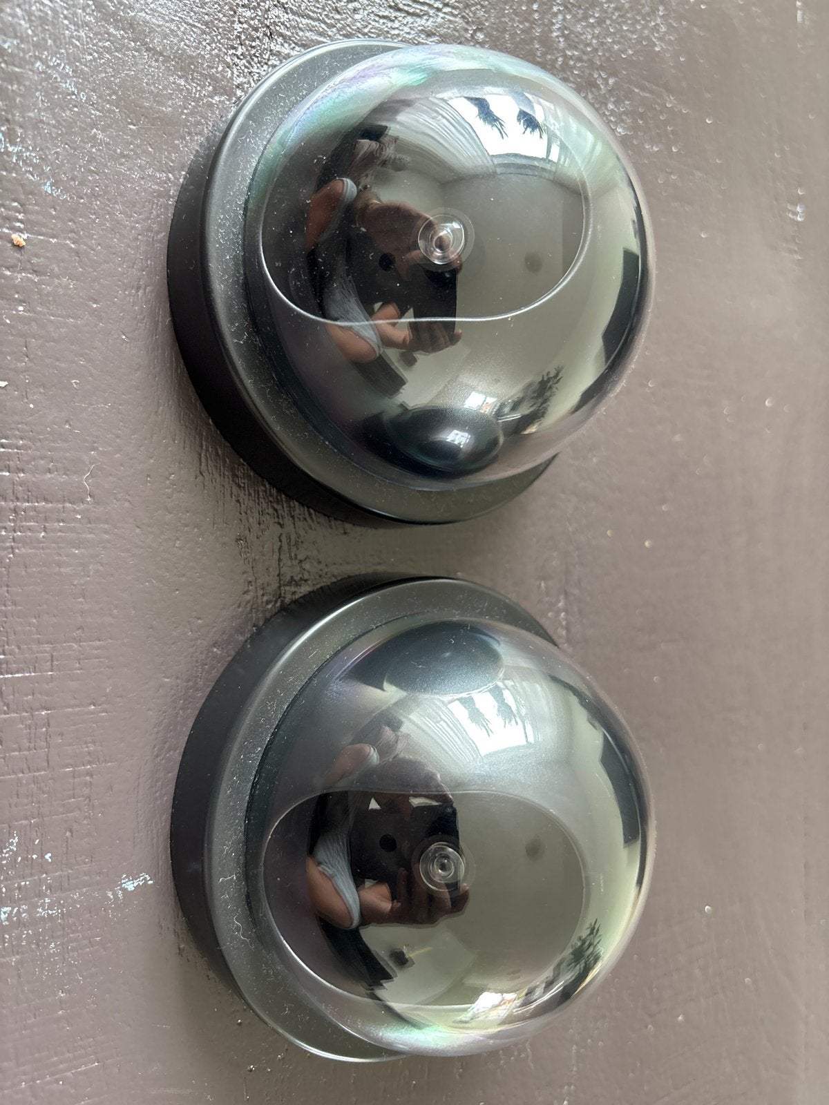 Nep camera op batterij - Dummy beveiligingscamera, Ophalen of Verzenden, Zo goed als nieuw, Buitencamera