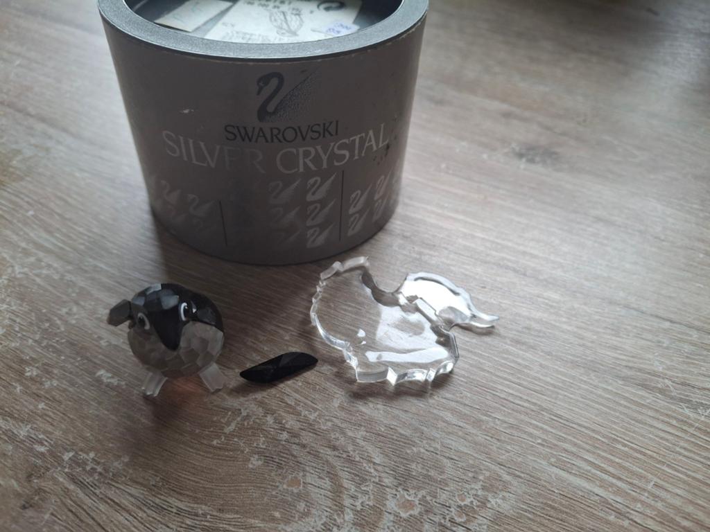 Pinguïn op schot. In box (58), Ophalen of Verzenden, Gebruikt, Figuurtje