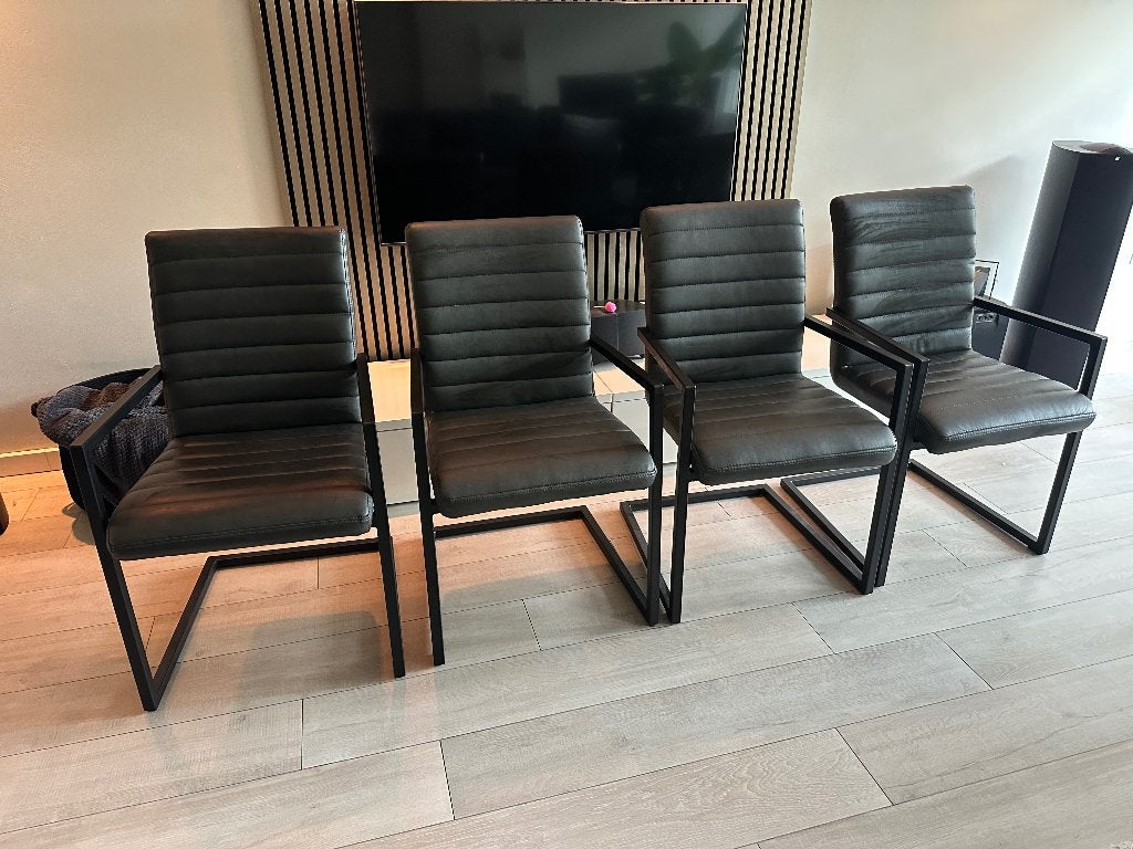 Antraciete eetkamerstoelen Kwantum 4 stukd, Ophalen, Gebruikt, Overige kleuren, Leer