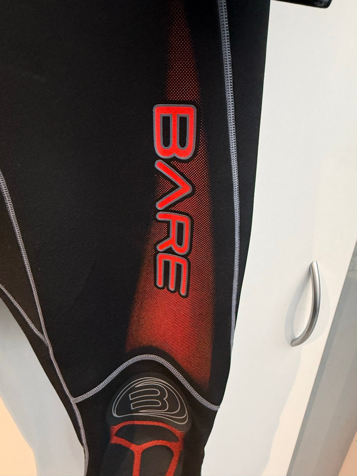 Bare Sport Duikpak 3 mm - Maat L - Nieuw, Watersport en Boten, Duiken, Nieuw, Duikpak, Ophalen of Verzenden