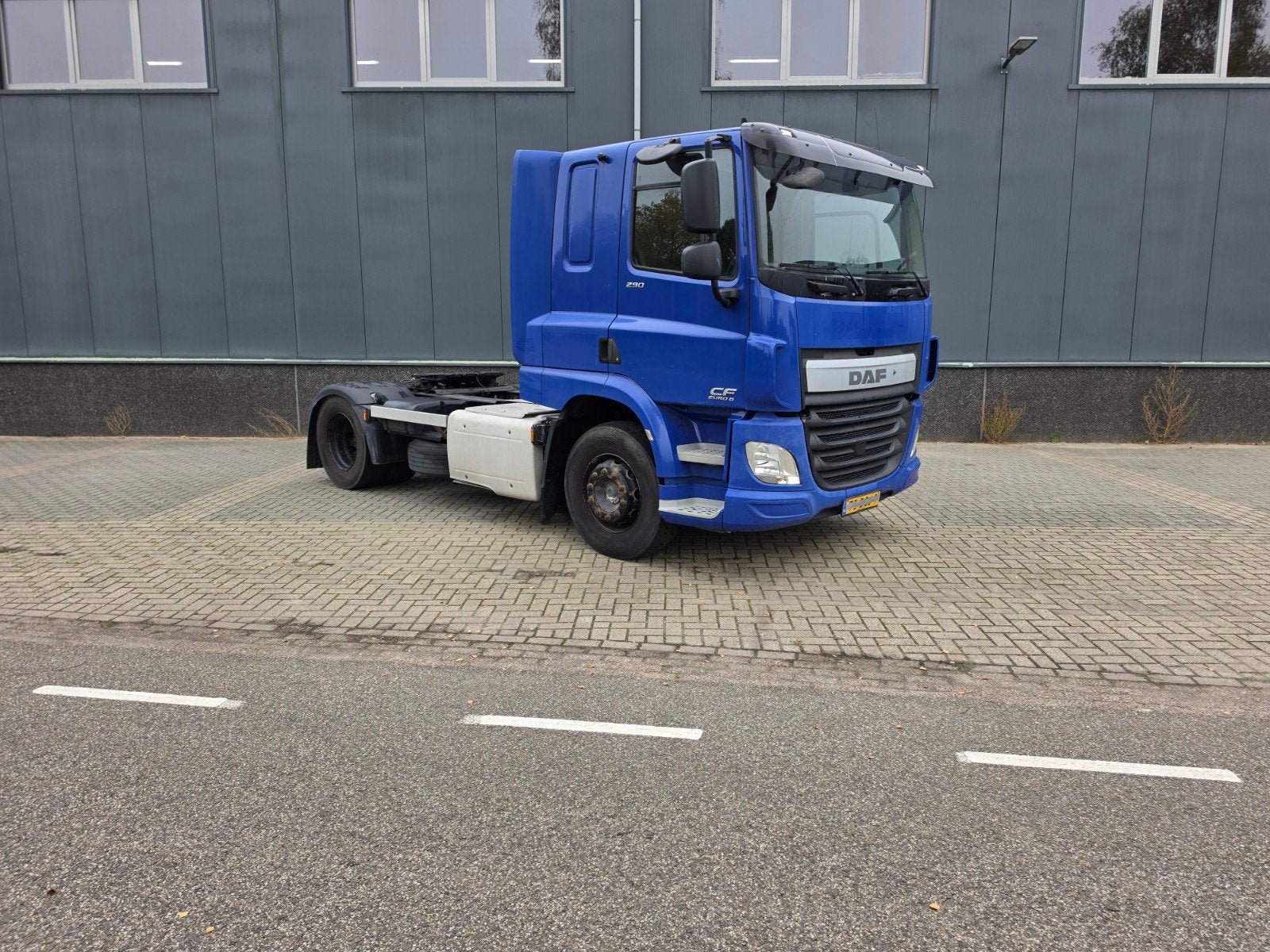 DAF CF 4X2 EURO 6  NIEUWE APK/ TACHO IJKING, Auto's, Achterwielaandrijving, Euro 6, Blauw, Bedrijf