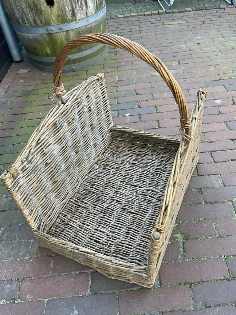 Rieten mand voor houtblokken, Gebruikt, Mand, Ophalen of Verzenden, Riet