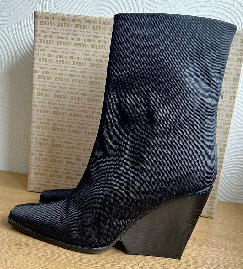 Bronx. Zwarte laarsjes. Mt 41. Nieuw!!!, Bronx, Zwart, Lage of Enkellaarzen, Nieuw