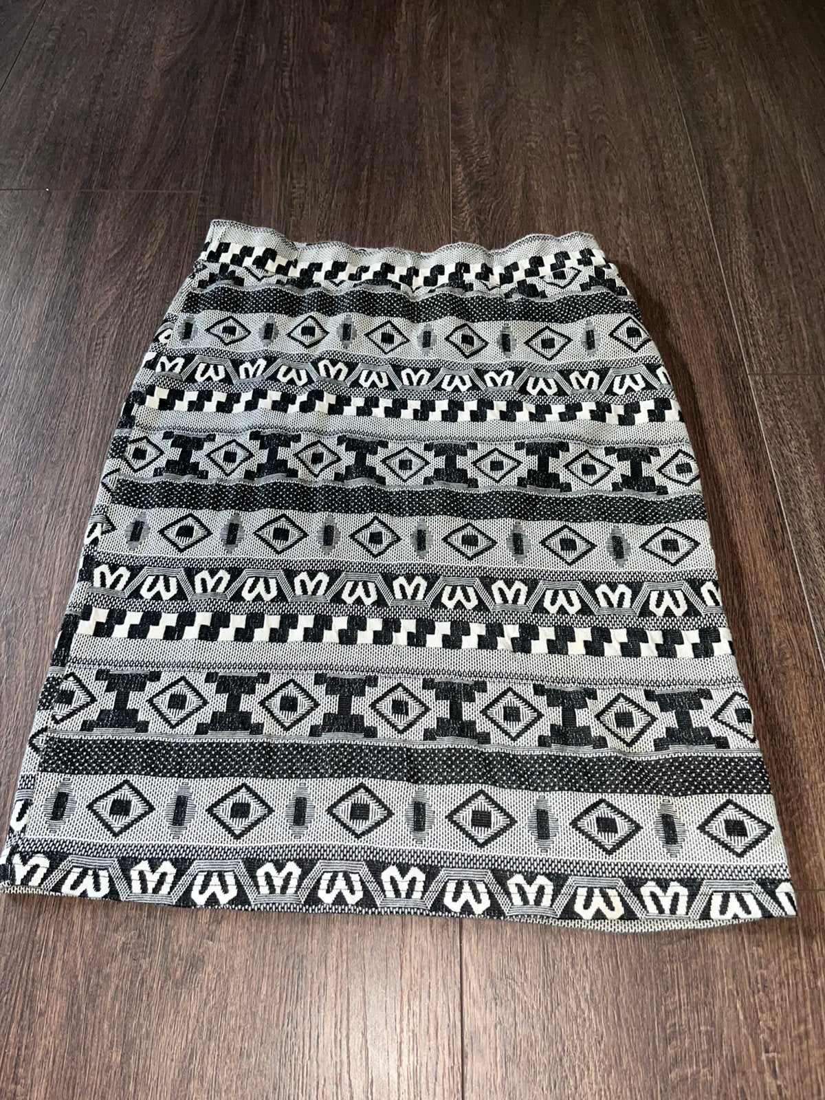 ONLY zwart witte rok met grafisch patroon, maat L, Kleding | Dames, Zwart, Maat 42/44 (L), Ophalen of Verzenden, Zo goed als nieuw