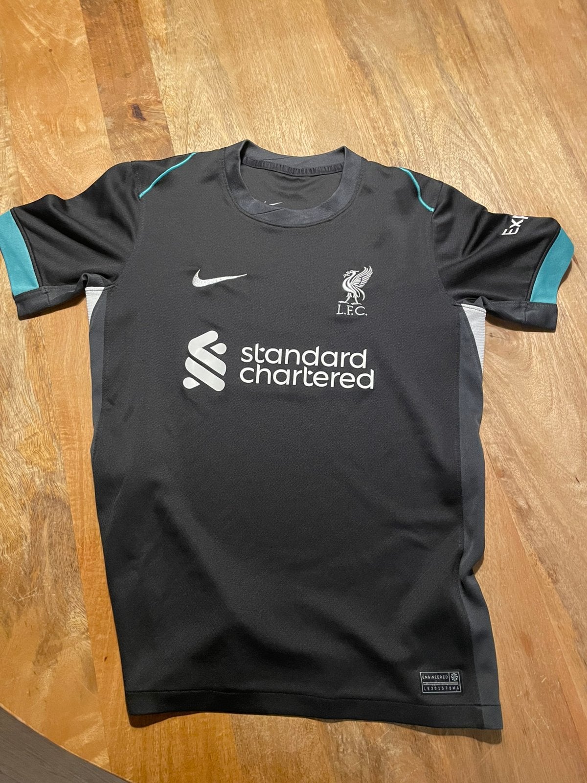 Liverpool FC T-shirt maat 158, Kleding | Heren, Ophalen of Verzenden, Zo goed als nieuw, Overige maten, Rood