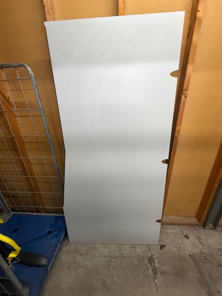 Bureau in hoogte verstelbaar, Ophalen, Gebruikt, In hoogte verstelbaar, 180 cm