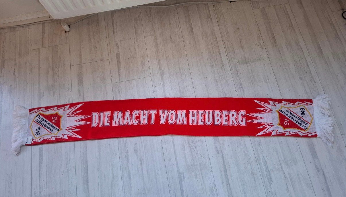 Kreisnarrenverband Heuberg sjaal, Verzamelen, Sportartikelen en Voetbal, Ophalen of Verzenden, Zo goed als nieuw, Buitenlandse clubs