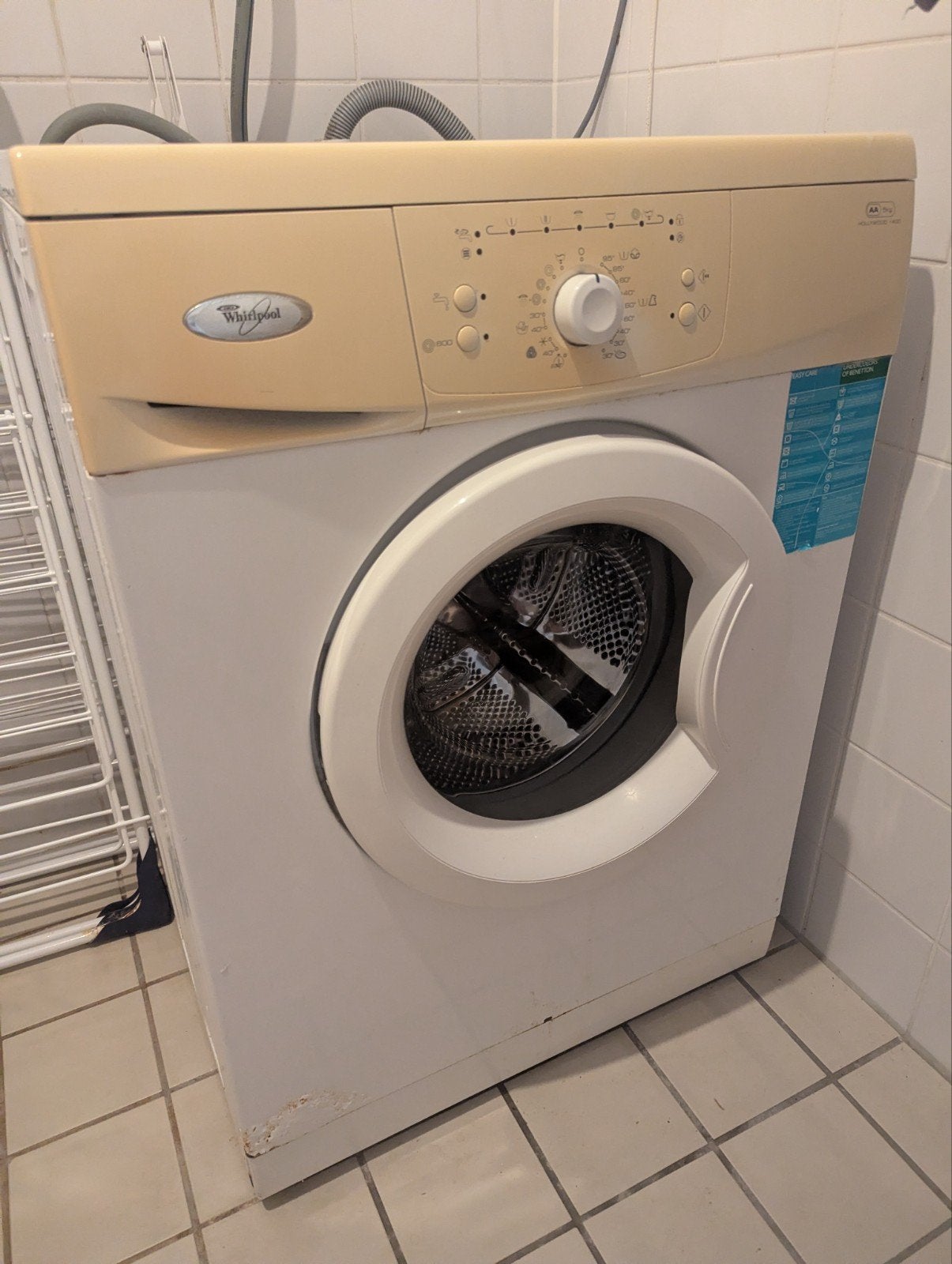 Whirlpool wasmachine/washing machine free pickup end of june, Witgoed en Apparatuur, Wasmachines, Ophalen, Gebruikt, 1200 tot 1600 toeren