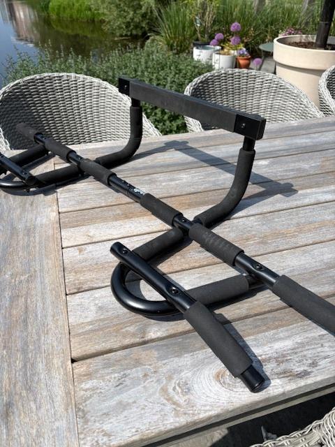 VirtuFit Multifunctionele  - Pull Up Bar Deluxe - Zwart, Sport en Fitness, Fitnessmaterialen, Ophalen, Gebruikt, Buik, Oprekstang