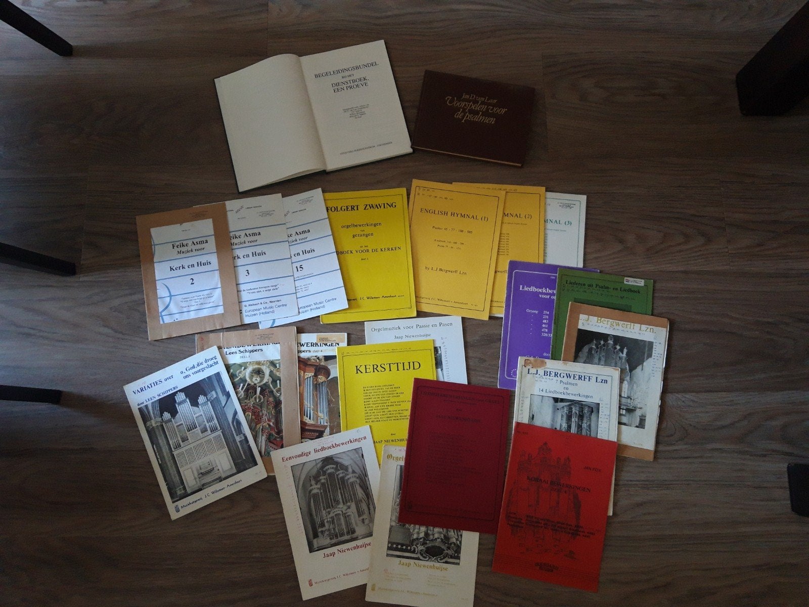20 boekjes en 2 boeken bladmuziek notenschrift, Ophalen of Verzenden, Gebruikt, Overige soorten, Klassiek
