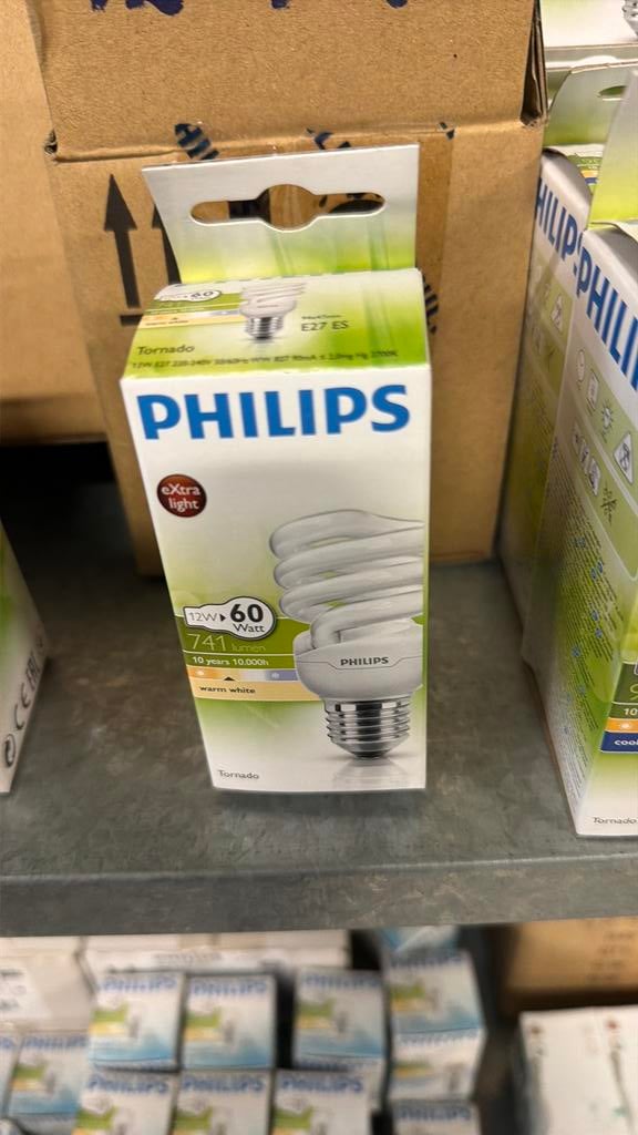 Lamp Philips Tornado 12 wat E 27 warm White, Ophalen of Verzenden, Nieuw, E27 (groot), Spaarlamp