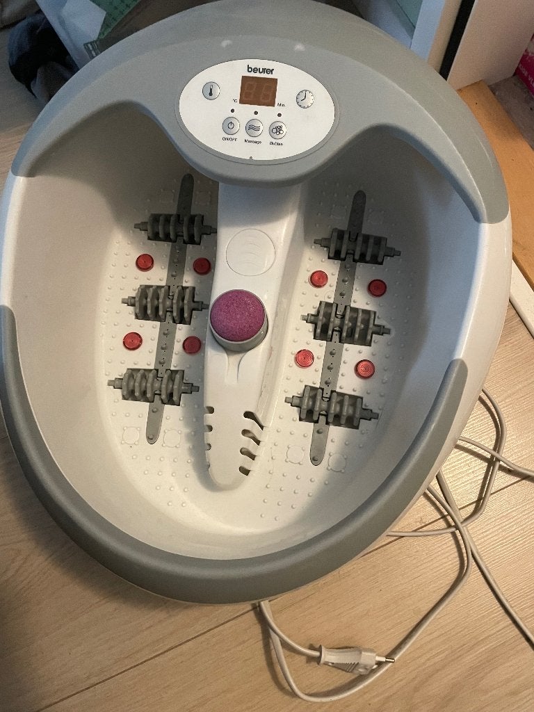 BEURER Voetbad / Foot bath, Ophalen, Zo goed als nieuw, Hand- en Voetverzorging