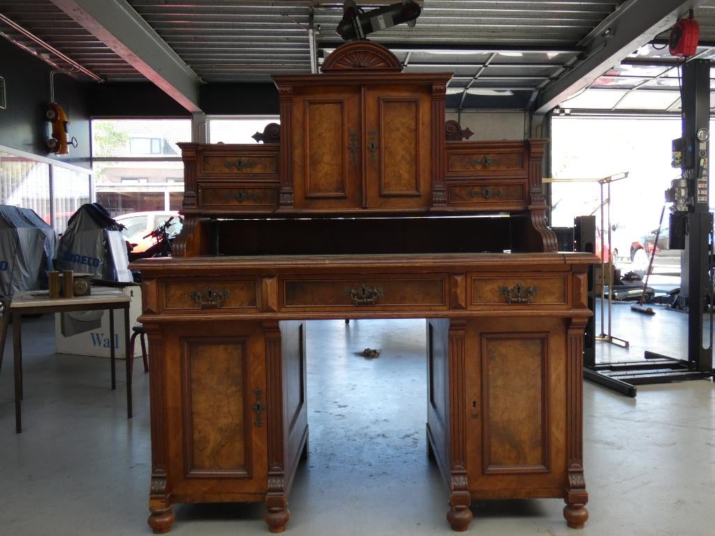 oud bureau, Ophalen