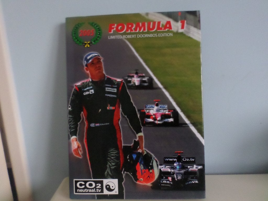 FORMULA 1  LIMITED Edition  2005, Nieuw, Diverse auteurs, Ophalen of Verzenden, Overige sporten