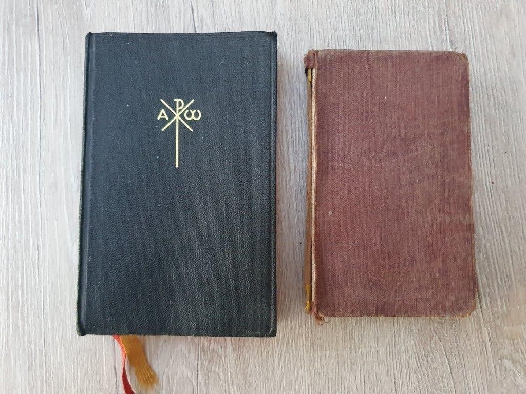 Bijbel en kerkboek, Antiek en Kunst, Antiek | Boeken en Bijbels, Ophalen of Verzenden