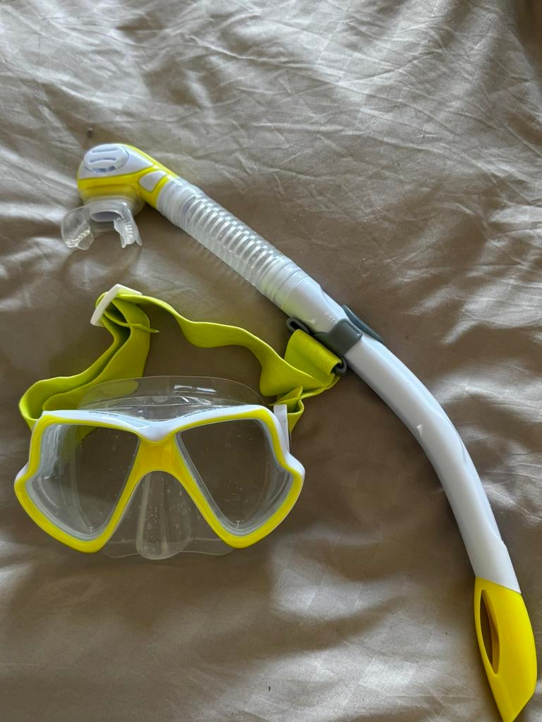 Snorkel en duikbril set, Ophalen of Verzenden, Zo goed als nieuw, Snorkelset