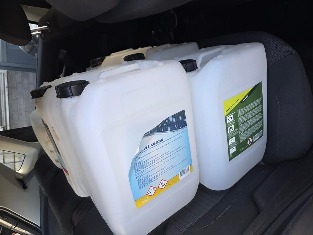 jerrycan 20 liter, Minder dan 75 liter, Ophalen, Gebruikt, Overige materialen
