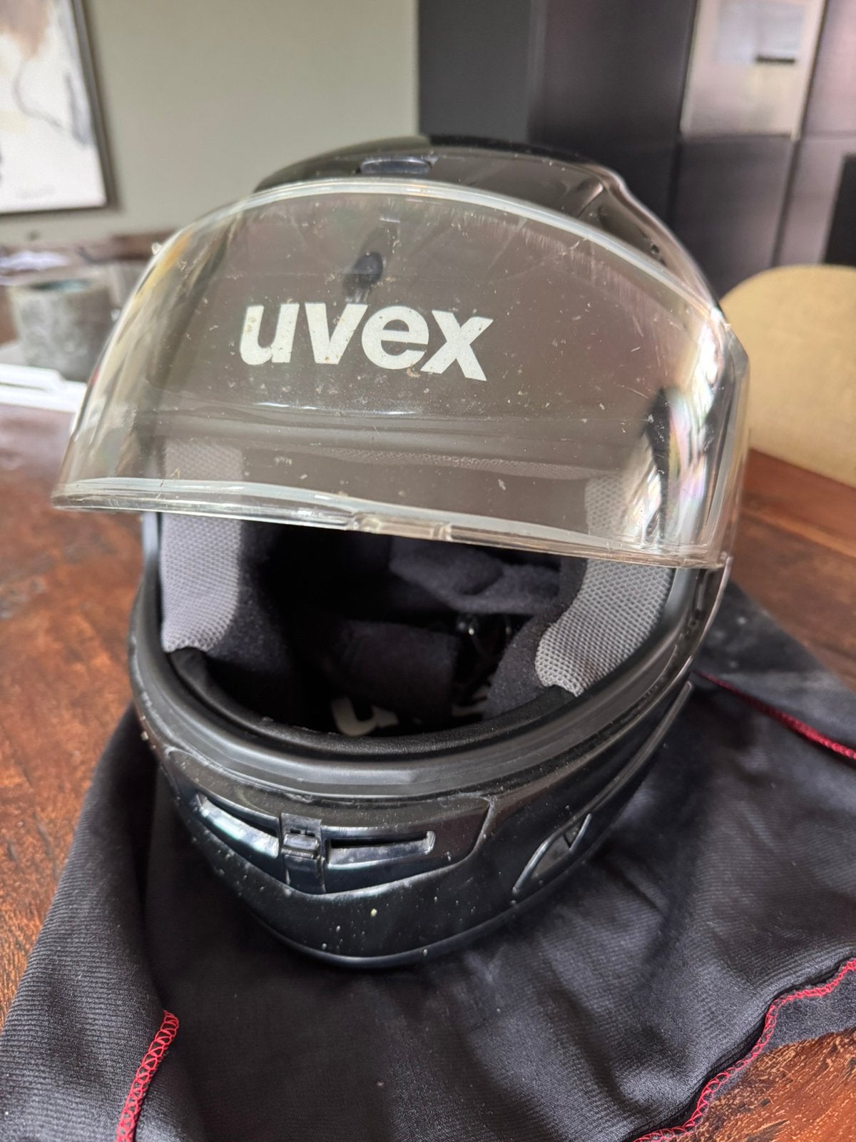 Motorhelm Uvex, Motoren, Ophalen of Verzenden, Tweedehands, Integraalhelm, Overige merken